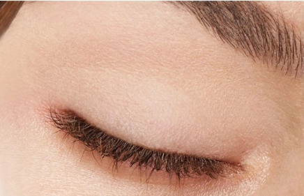 feutre &agrave; sourcils pour sourcils clairsem&eacute;s